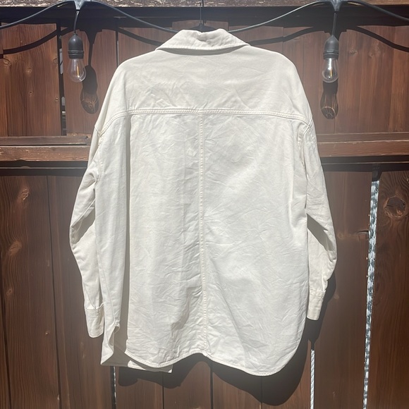 Women’s Shirt Jacket - Picture 3 of 3